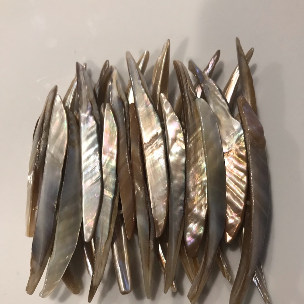 Stretch shell bracelet or anklet